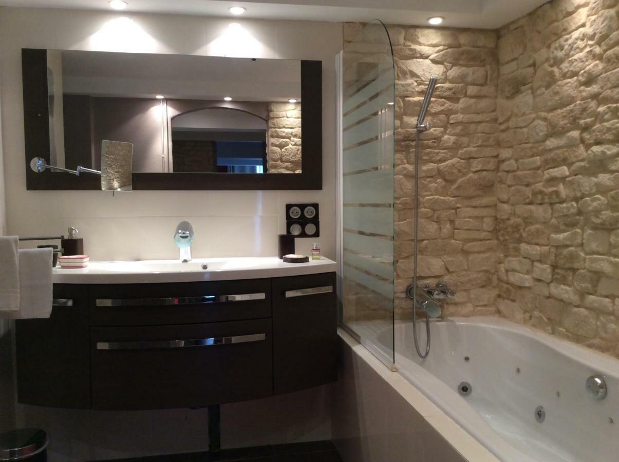 Clot De Felines Chambre Spacieuse Hotel อ็องเทรอโวซ์ ภายนอก รูปภาพ