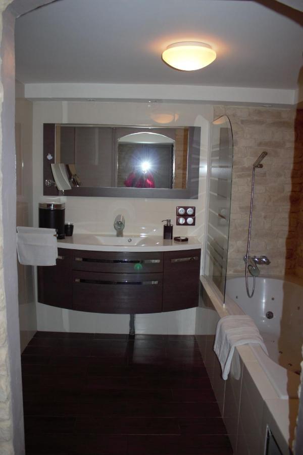 Clot De Felines Chambre Spacieuse Hotel อ็องเทรอโวซ์ ภายนอก รูปภาพ